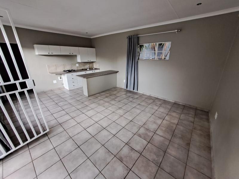 To Let 1 Bedroom Property for Rent in Hennopspark Gauteng