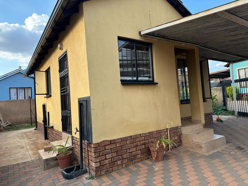 2 Bedroom Property for Sale in Soshanguve VV Gauteng