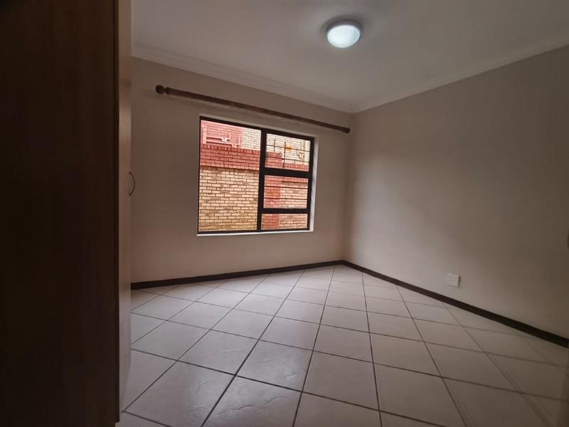 To Let 3 Bedroom Property for Rent in Meyersdal Gauteng