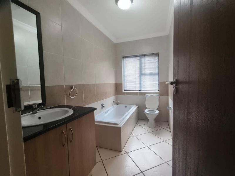 To Let 3 Bedroom Property for Rent in Meyersdal Gauteng