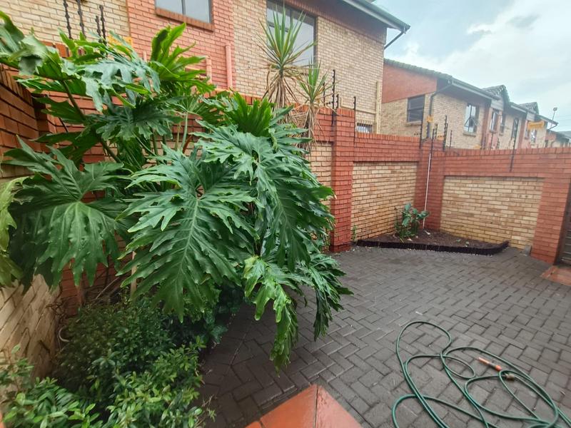 To Let 3 Bedroom Property for Rent in Meyersdal Gauteng