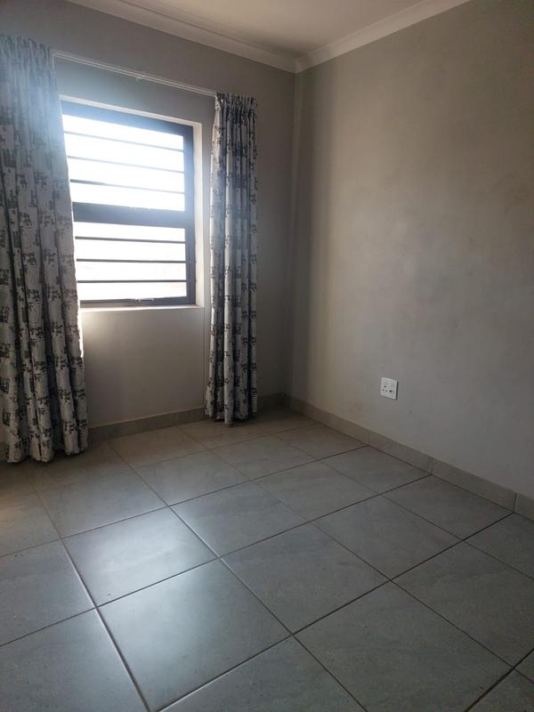 4 Bedroom Property for Sale in Mountain View Gauteng