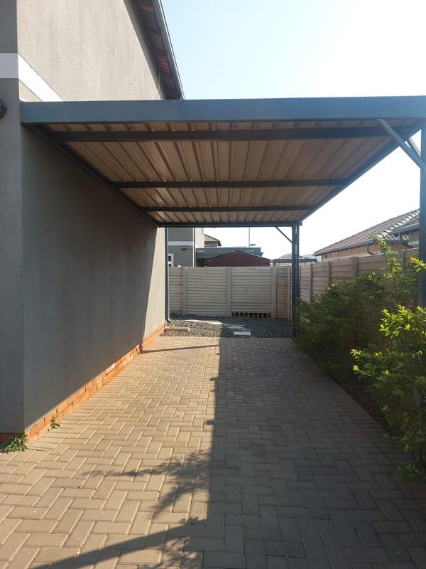 4 Bedroom Property for Sale in Mountain View Gauteng