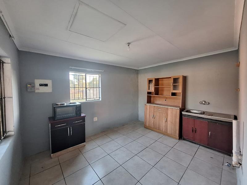 To Let 1 Bedroom Property for Rent in Minnebron Gauteng