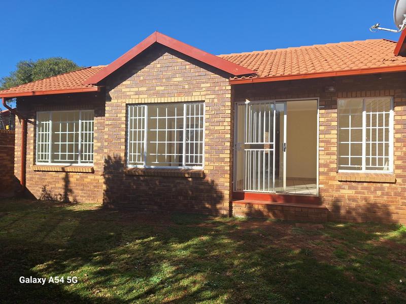 2 Bedroom Property for Sale in Meyerspark Gauteng