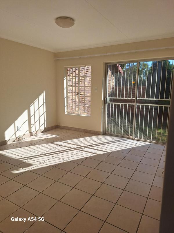 2 Bedroom Property for Sale in Meyerspark Gauteng