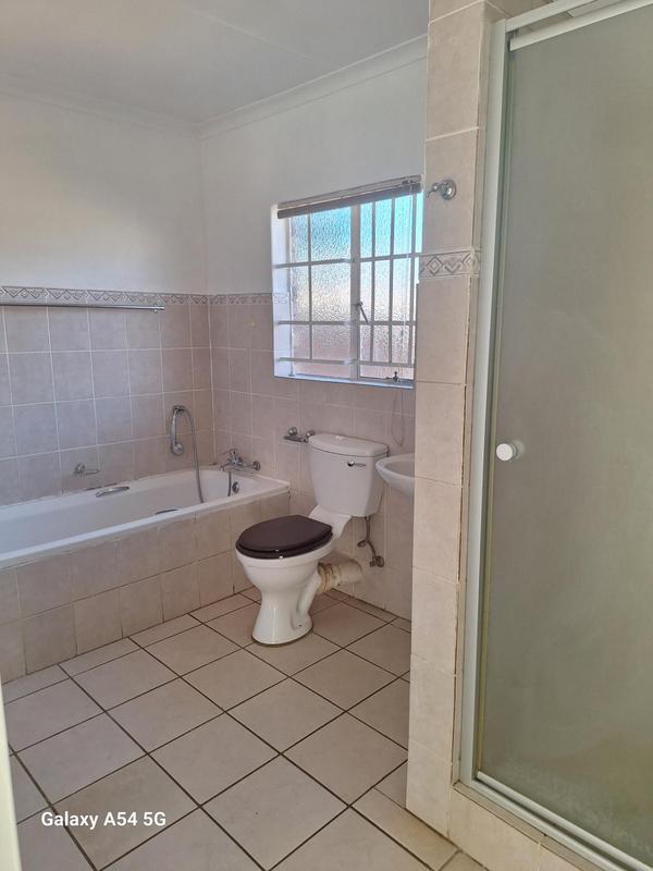 2 Bedroom Property for Sale in Meyerspark Gauteng