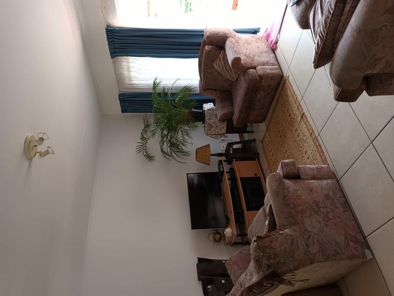 To Let 2 Bedroom Property for Rent in Brentwood Gauteng