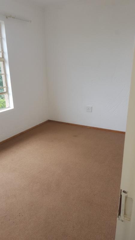 To Let 2 Bedroom Property for Rent in Sonneveld Gauteng