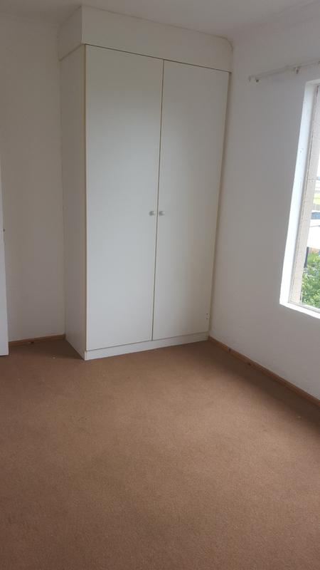 To Let 2 Bedroom Property for Rent in Sonneveld Gauteng