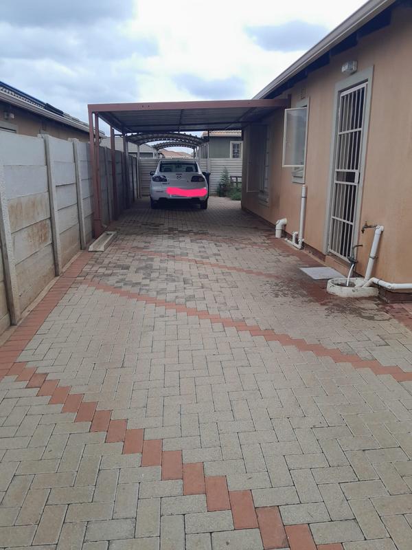 3 Bedroom Property for Sale in Albertsdal Gauteng