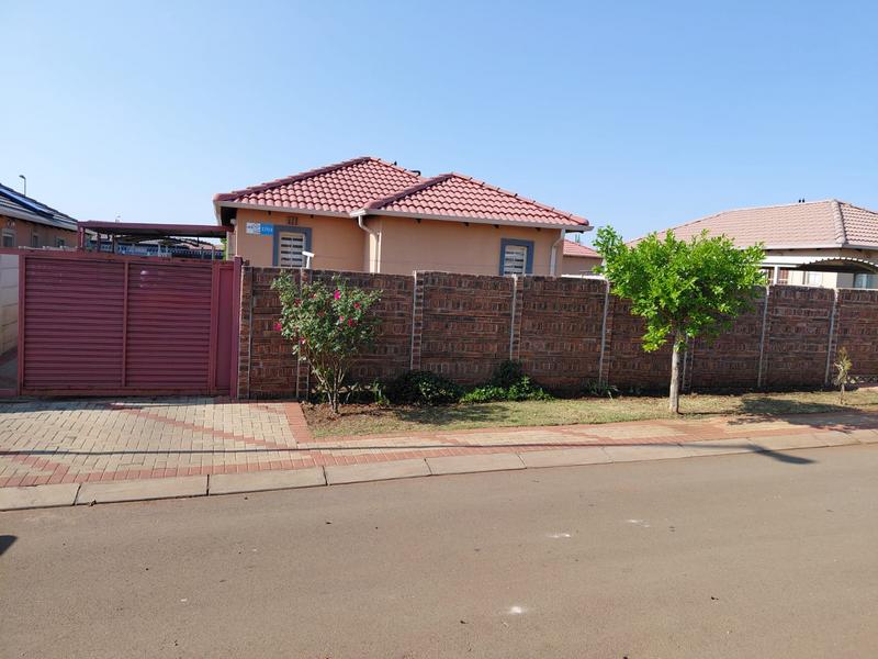 3 Bedroom Property for Sale in Albertsdal Gauteng