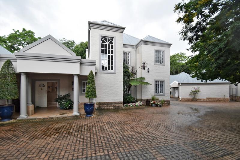 3 Bedroom Property for Sale in Senderwood Gauteng