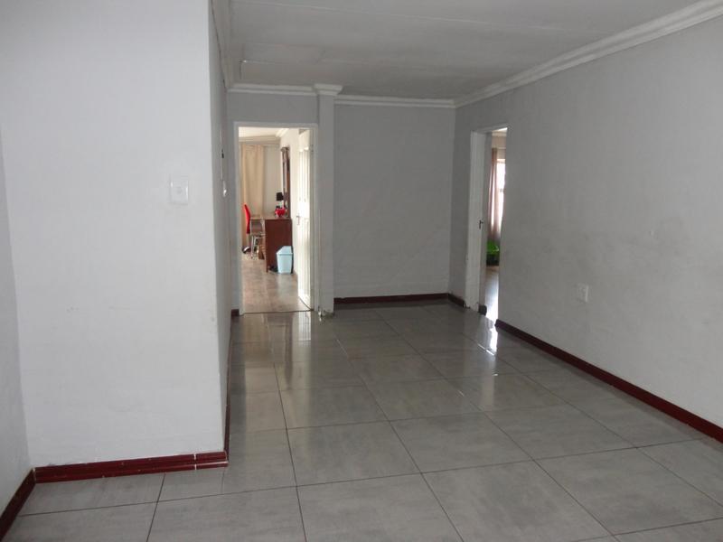 To Let 4 Bedroom Property for Rent in Bloubosrand Gauteng