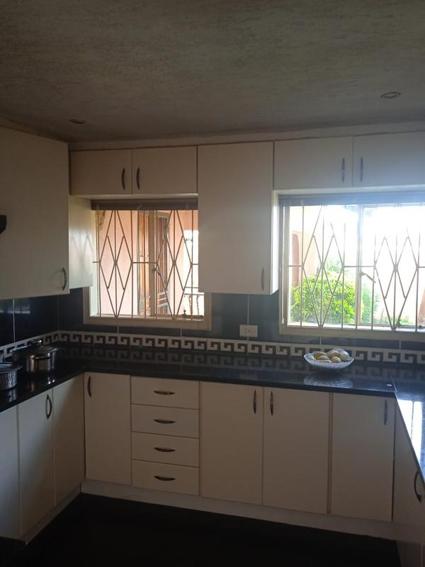 4 Bedroom Property for Sale in Lenasia Gauteng