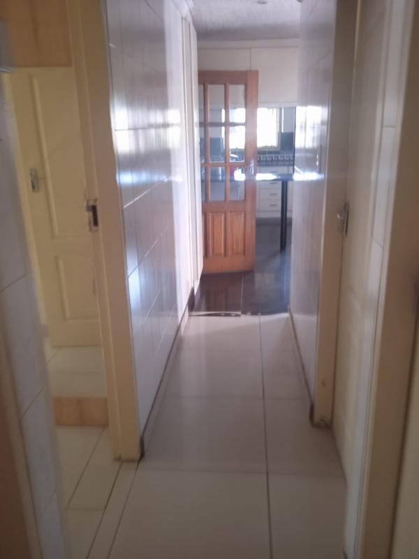 4 Bedroom Property for Sale in Lenasia Gauteng