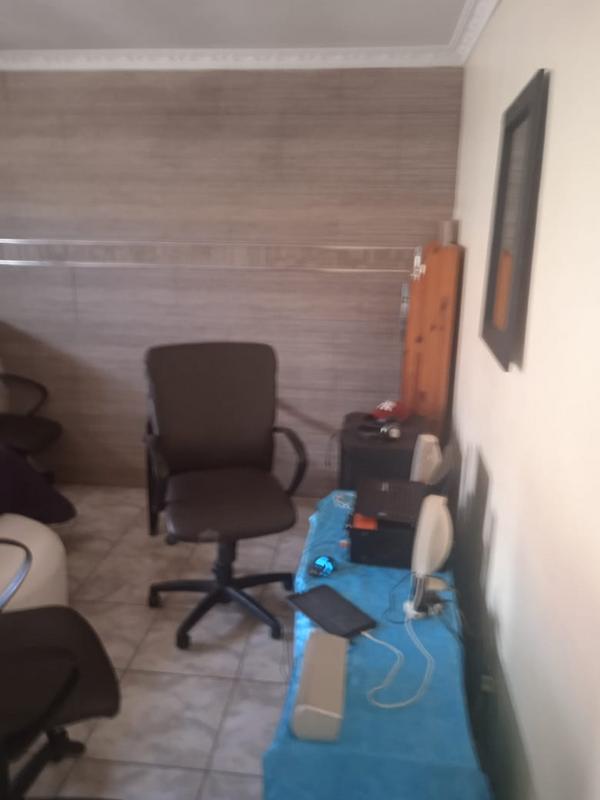 4 Bedroom Property for Sale in Lenasia Gauteng