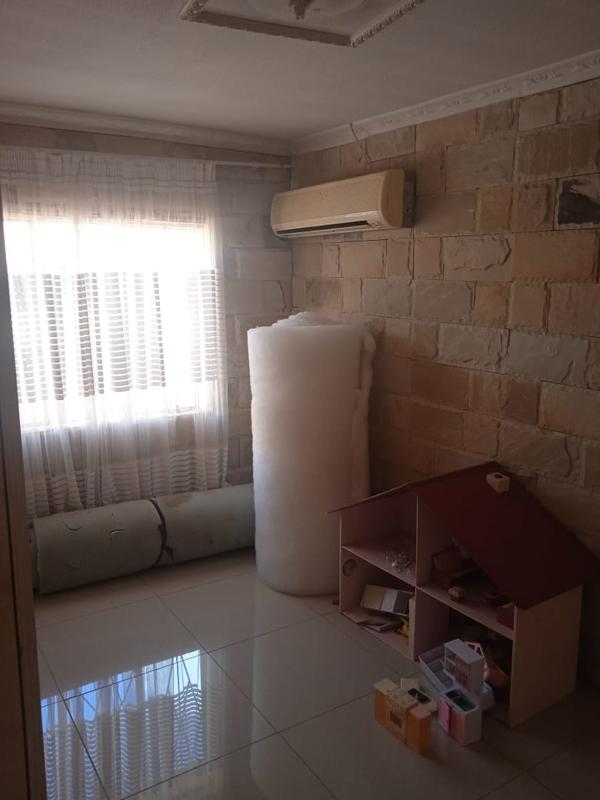 4 Bedroom Property for Sale in Lenasia Gauteng
