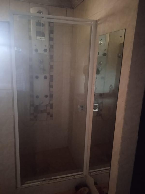 4 Bedroom Property for Sale in Lenasia Gauteng