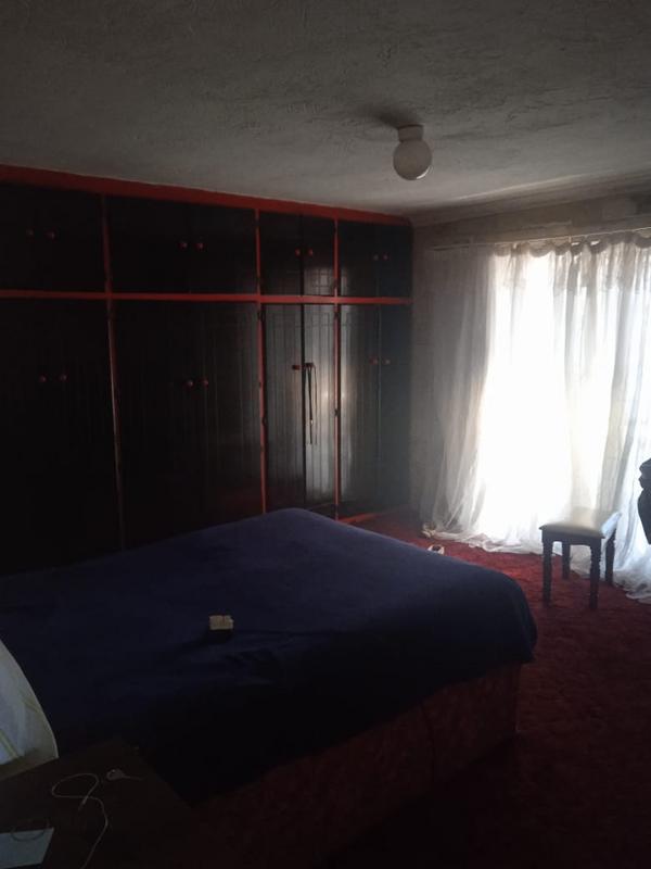 4 Bedroom Property for Sale in Lenasia Gauteng