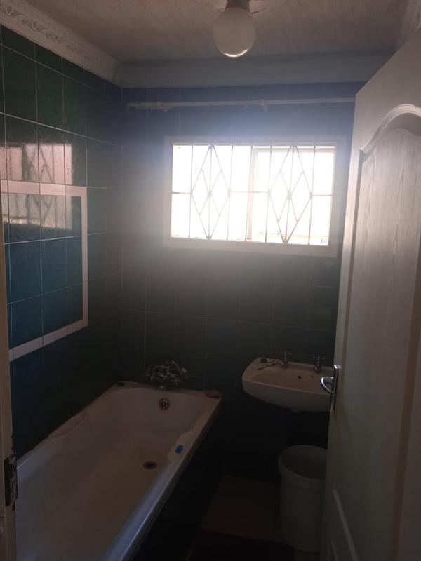 4 Bedroom Property for Sale in Lenasia Gauteng