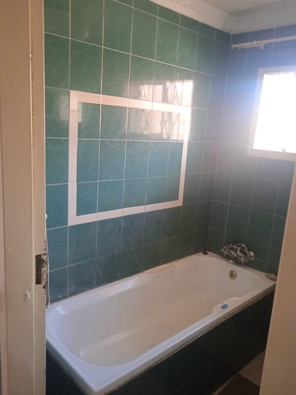 4 Bedroom Property for Sale in Lenasia Gauteng