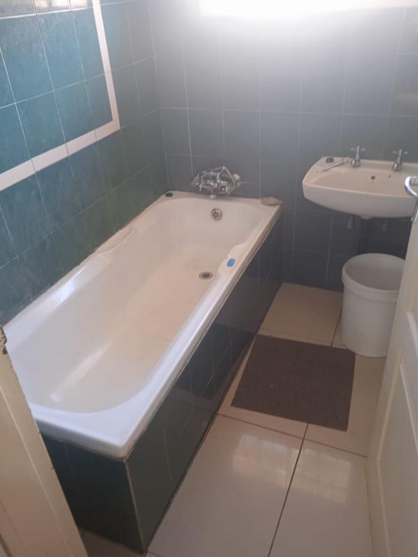 4 Bedroom Property for Sale in Lenasia Gauteng