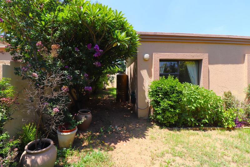 2 Bedroom Property for Sale in Noordhang Gauteng
