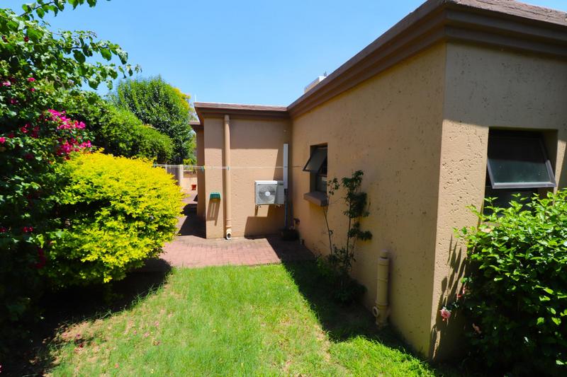 2 Bedroom Property for Sale in Noordhang Gauteng
