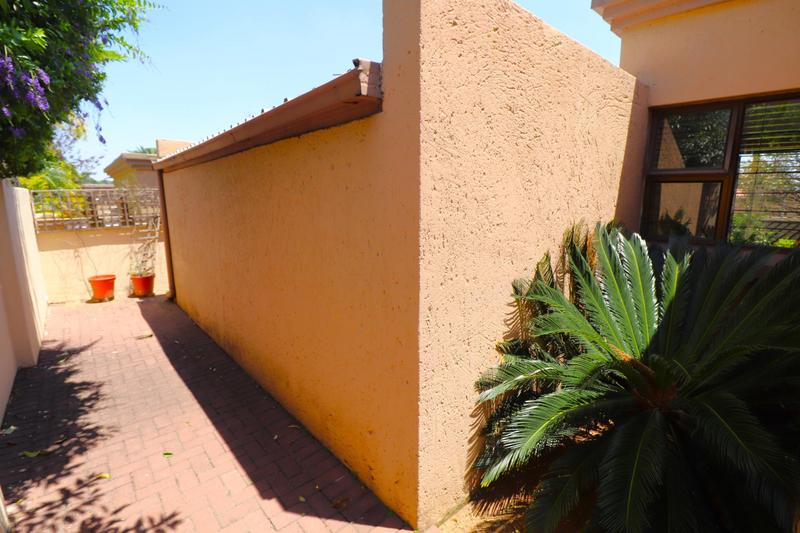 2 Bedroom Property for Sale in Noordhang Gauteng