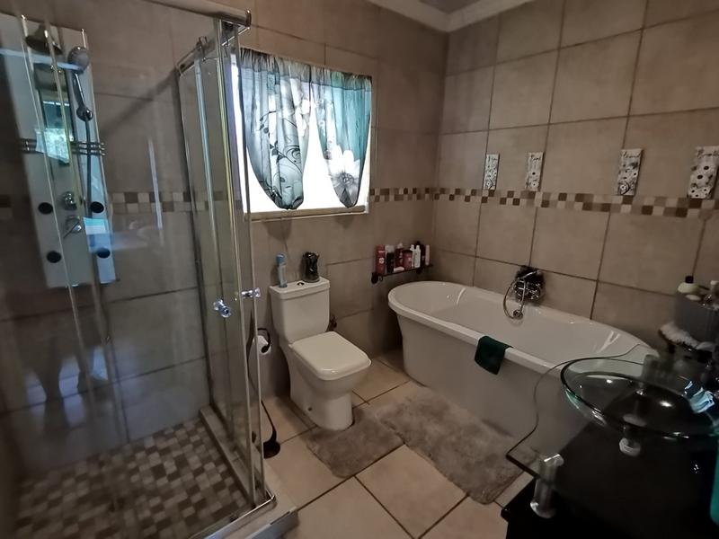 3 Bedroom Property for Sale in Vanderbijlpark Sw 2 Gauteng