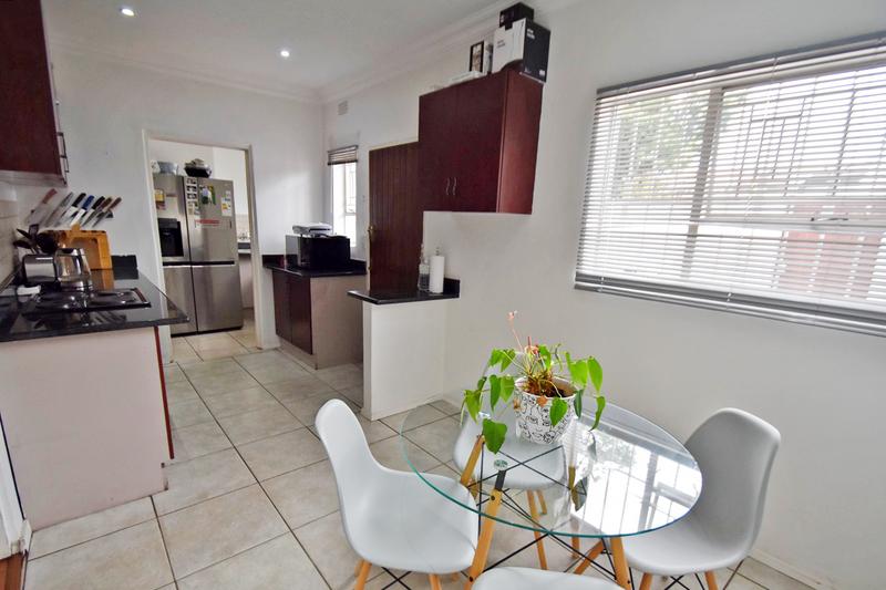 To Let 3 Bedroom Property for Rent in Sandown Gauteng