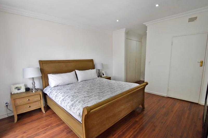 To Let 3 Bedroom Property for Rent in Sandown Gauteng