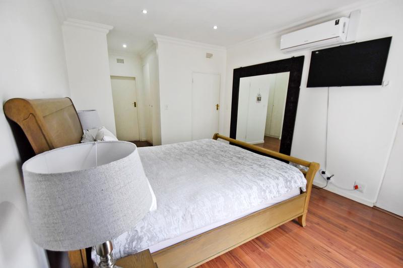 To Let 3 Bedroom Property for Rent in Sandown Gauteng