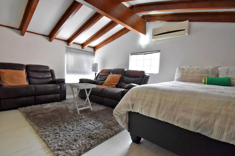 To Let 3 Bedroom Property for Rent in Sandown Gauteng