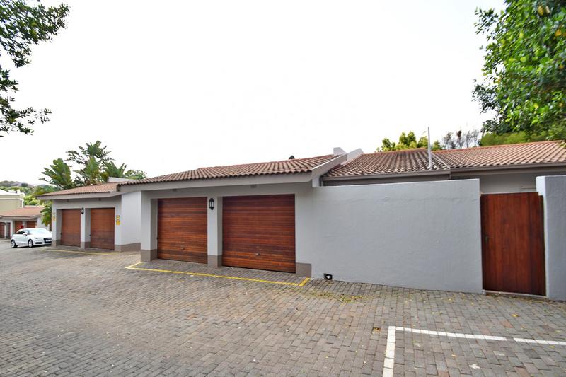 To Let 3 Bedroom Property for Rent in Sandown Gauteng