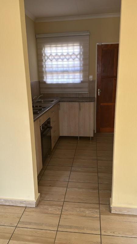 To Let 3 Bedroom Property for Rent in Azaadville Gauteng