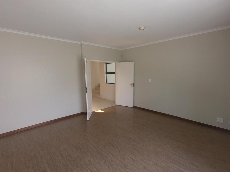 To Let 4 Bedroom Property for Rent in Parkmore Gauteng