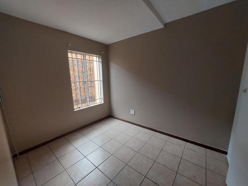 2 Bedroom Property for Sale in Halfway Gardens Gauteng