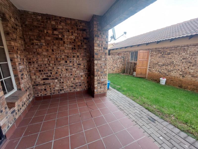 2 Bedroom Property for Sale in Halfway Gardens Gauteng