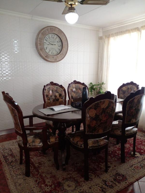 5 Bedroom Property for Sale in Mohlakeng Gauteng