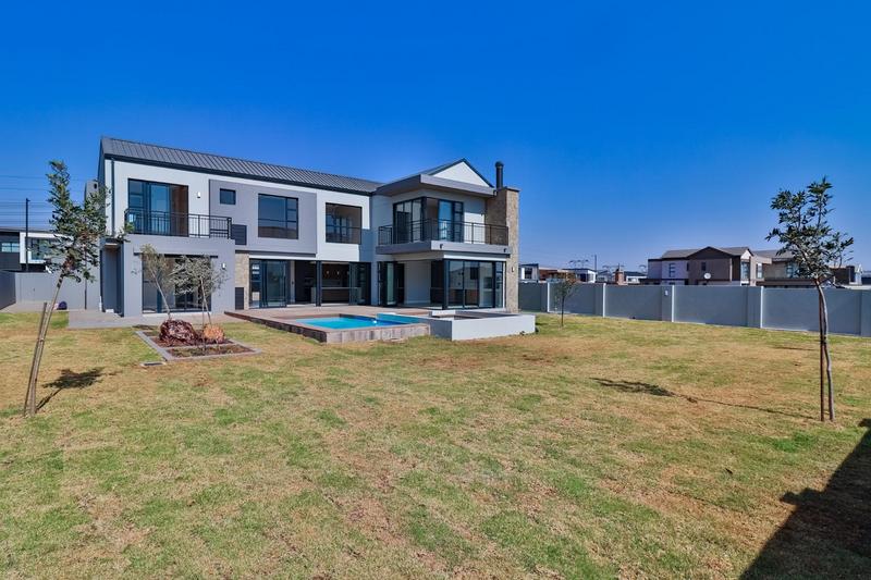 5 Bedroom Property for Sale in Midstream Heights Gauteng