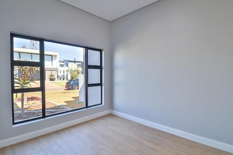 5 Bedroom Property for Sale in Midstream Heights Gauteng