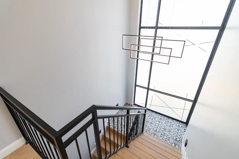 5 Bedroom Property for Sale in Midstream Heights Gauteng