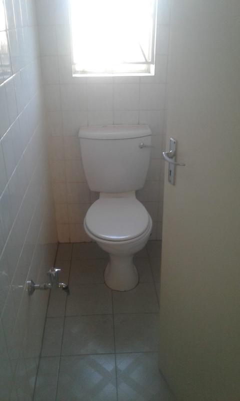 2 Bedroom Property for Sale in Laudium Gauteng