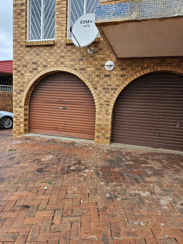 14 Bedroom Property for Sale in Laudium Gauteng