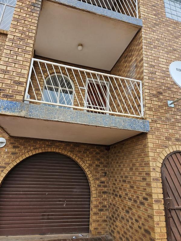 14 Bedroom Property for Sale in Laudium Gauteng