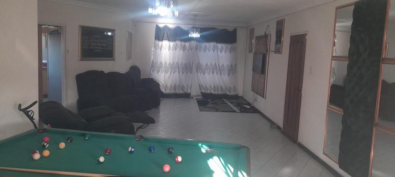 14 Bedroom Property for Sale in Laudium Gauteng