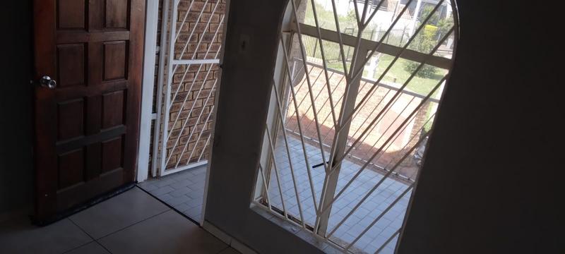 14 Bedroom Property for Sale in Laudium Gauteng