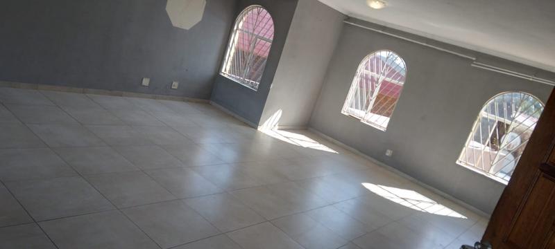 14 Bedroom Property for Sale in Laudium Gauteng